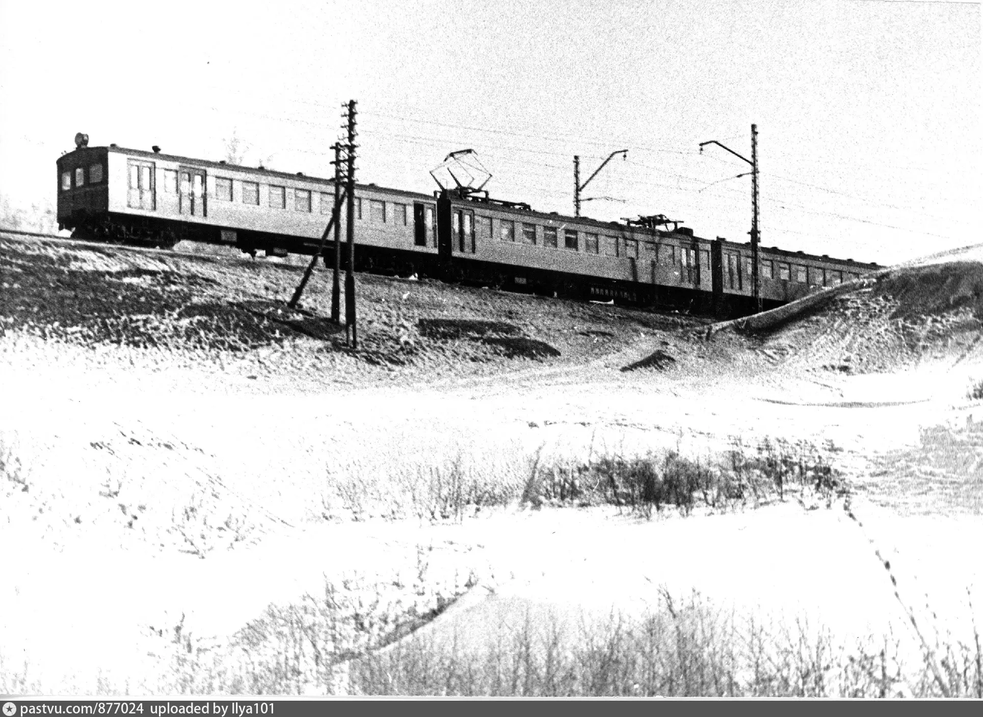 Электропоезд на сходненском овраге 1952